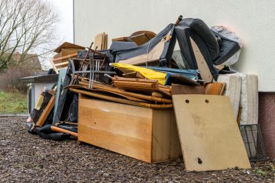 Signs It’s Time To Hire A Junk Removal Service