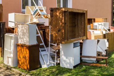 Signs It’s Time To Hire A Junk Removal Service