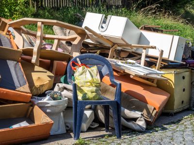 Signs It’s Time To Hire A Junk Removal Service